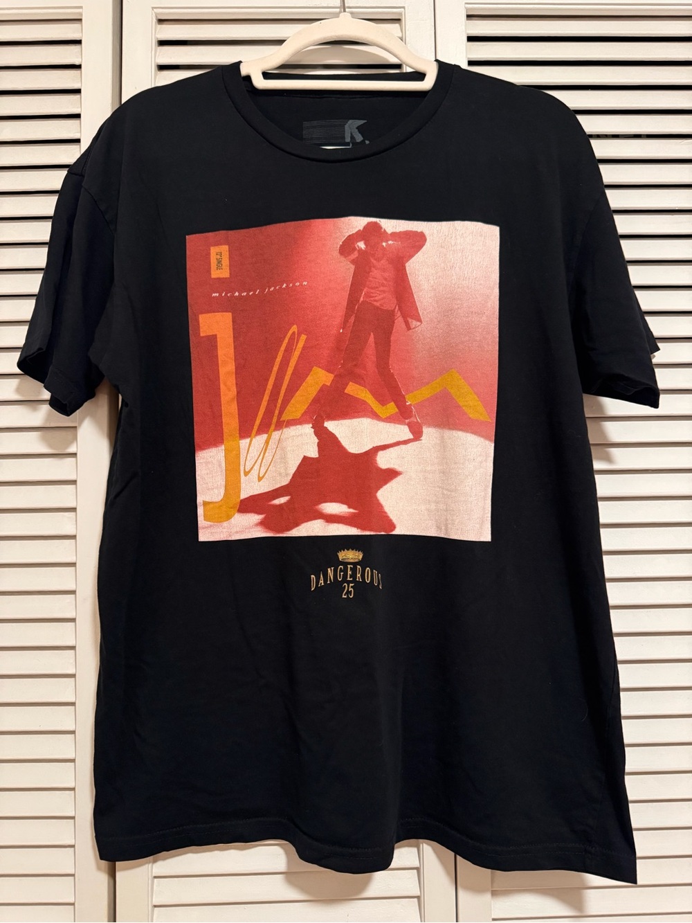 Men's Black Graphic Tee with Michael Jackson - Dangerous 25th Anniversary - L